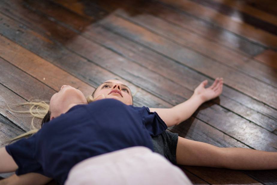 Hosting Tim Da-Rin.jpg